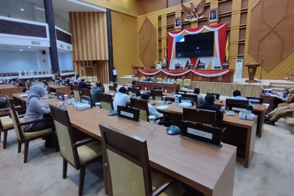 Pimpinan DPRD Samarinda Gelar Rapat Konsultasi, Bahas Jadwal Paripurna dan Penegasan Verifikasi Administrasi Perjalanan Dinas